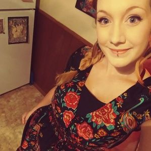 Meet your Posher, Natasha